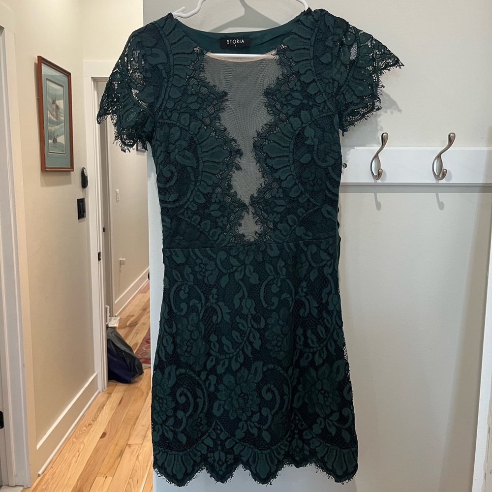 Storia Forest Green Lace Dress